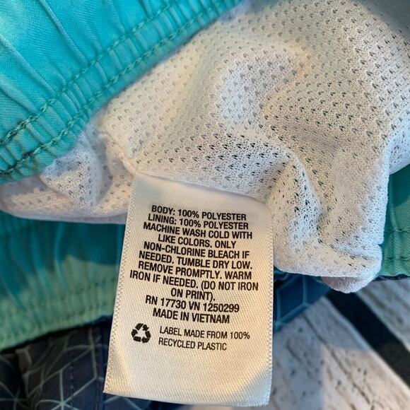 GOODFELLOW & CO Men’s Blue Abstract Fully Lined Swim Trunks / Size: Large - Picture 4 of 13